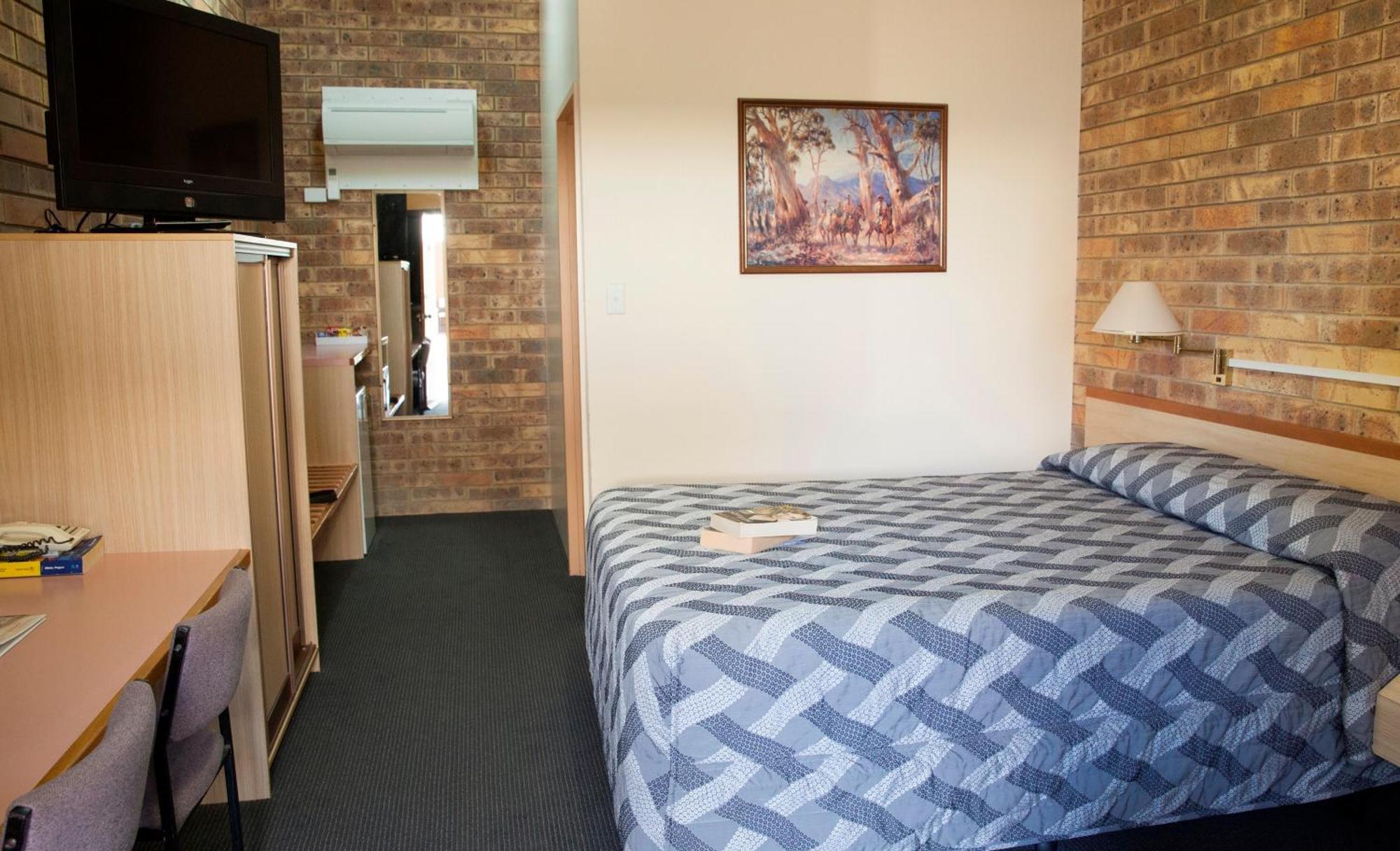 Longreach Motor Inn الغرفة الصورة