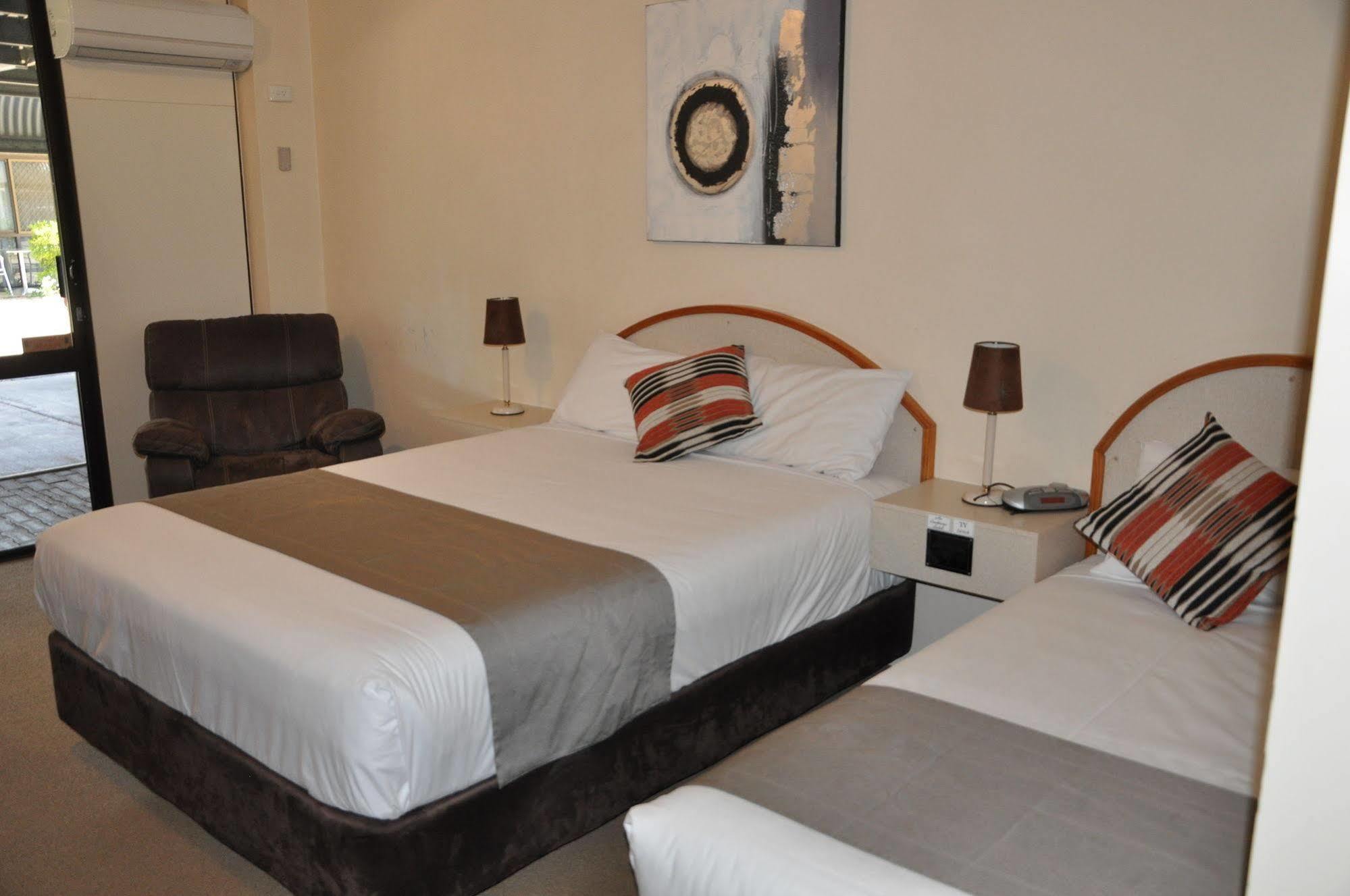 Longreach Motor Inn المظهر الخارجي الصورة